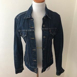 Levi’s vintage dark denim jacket size medium
